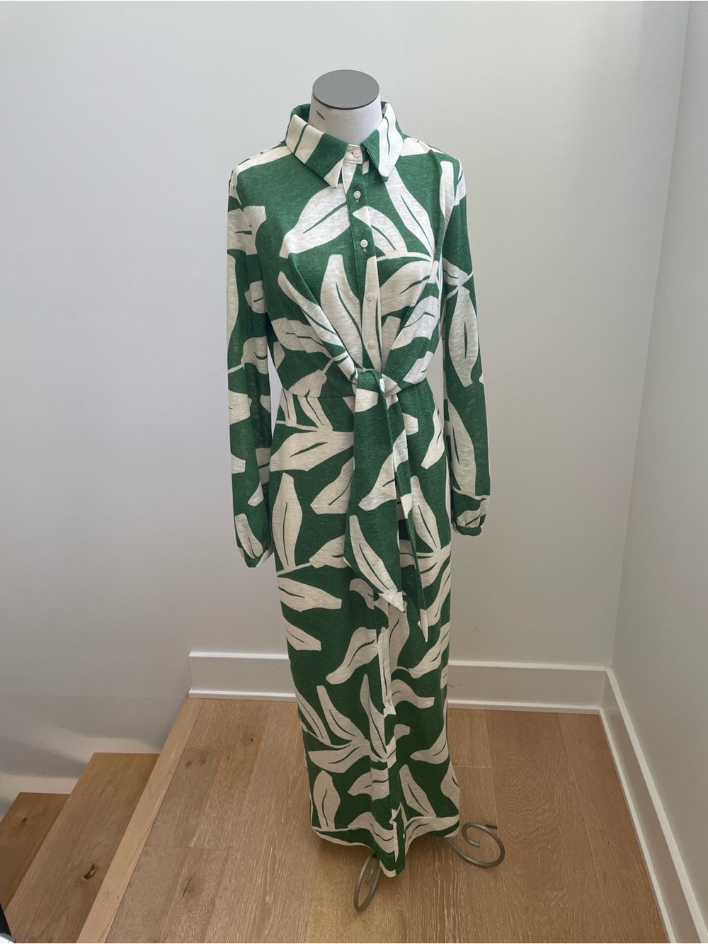 Next Direct Green and White Leaf-Print Midi Jersey Shirt Dress